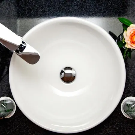 - South, An Ihg 酒店 4*