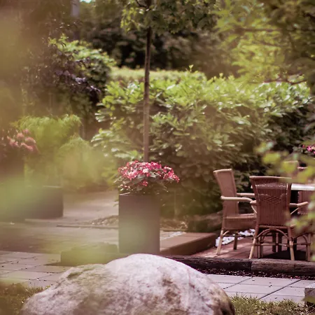 酒店 - South, An Ihg 4*