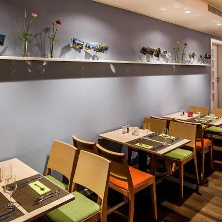 - South, An Ihg 酒店 德累斯顿