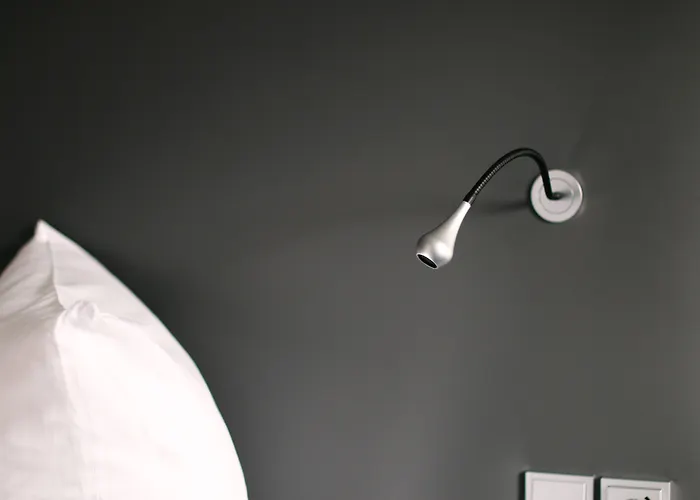 - South, An Ihg Δρέσδη