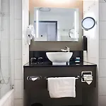 - South, An Ihg Hotel