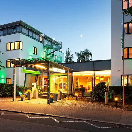 - South, An Ihg 4* Drezno