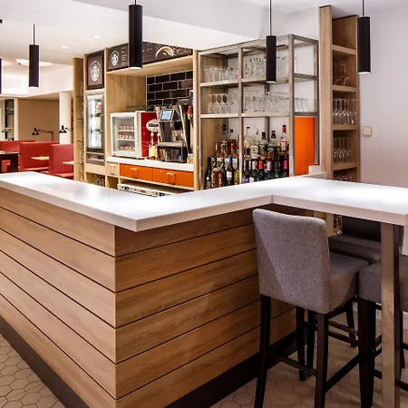 - South, An Ihg 4* Dresda