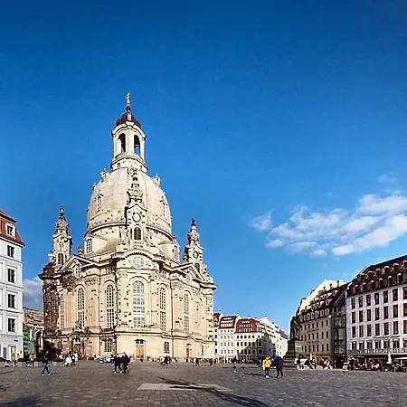 - South, An Ihg 4* Dresda