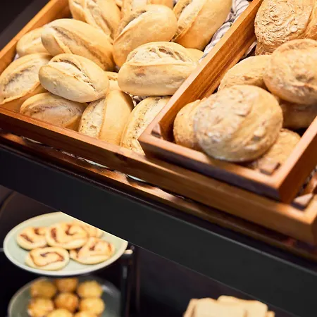 - South, An Ihg 4* Dresden