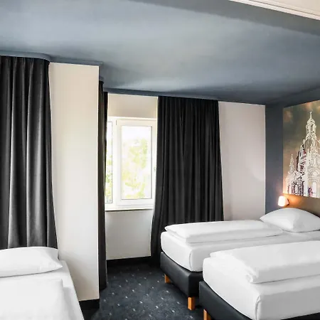 Отель - South, An Ihg
