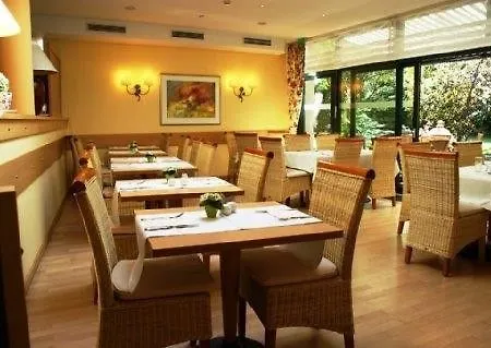 - South, An Ihg