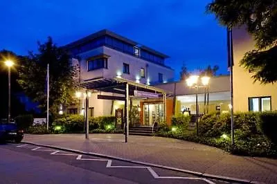 - South, An Ihg 4* Дрезден