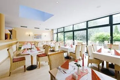- South, An Ihg 4*