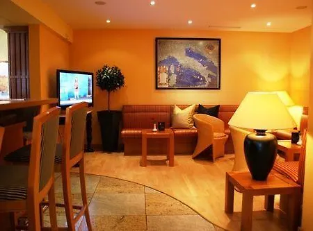 - South, An Ihg