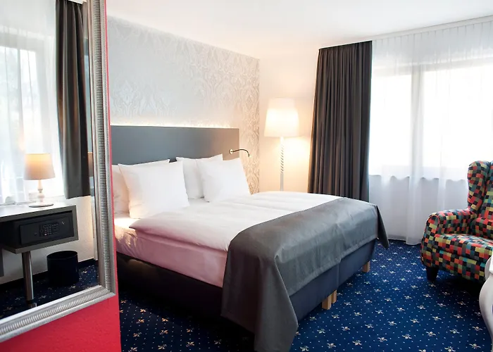 - South, An Ihg 4*