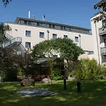 - South, An Ihg Ξενοδοχείο