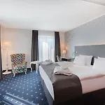 - South, An Ihg Hotel Dresden