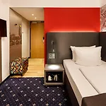 - South, An Ihg Hotel Dresden
