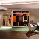 - South, An Ihg 4* Dresden