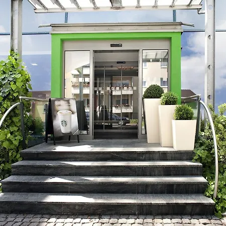 - South, An Ihg فندق دريسدن
